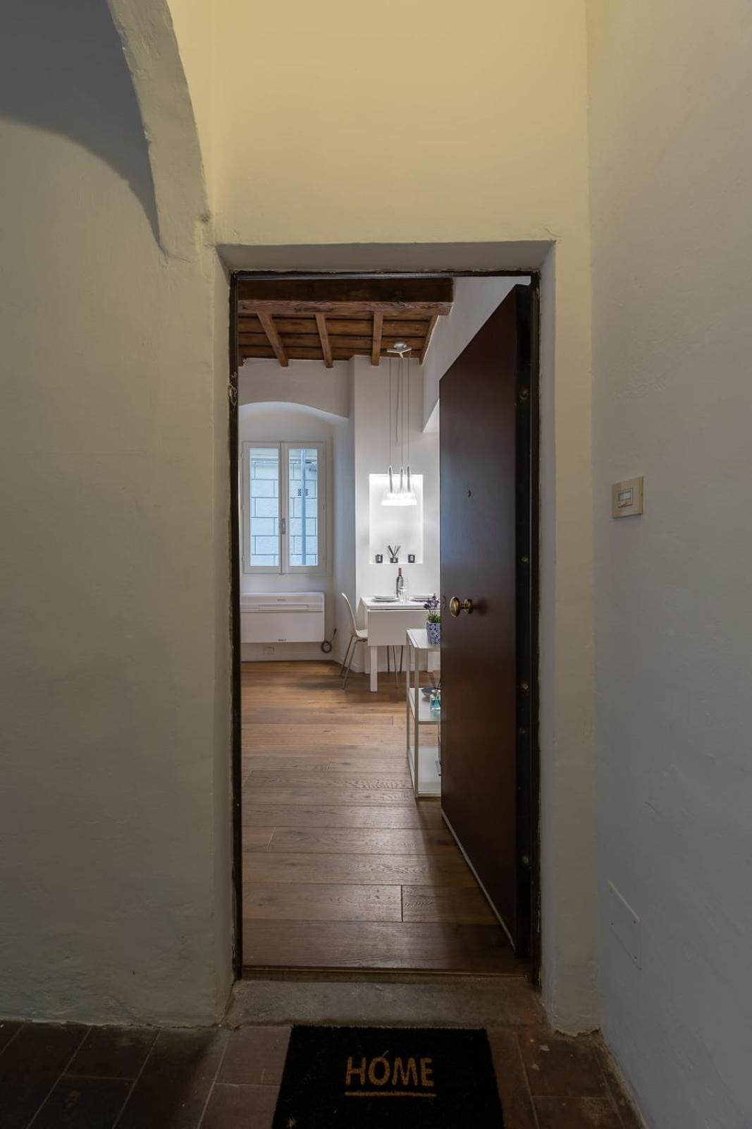 Alighieri'S Suite-Hosted By Sweetstay ฟลอเรนซ์ ภายนอก รูปภาพ
