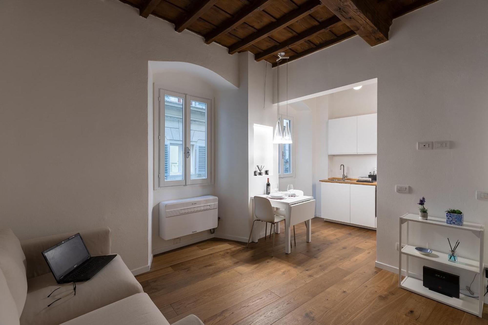 Alighieri'S Suite-Hosted By Sweetstay ฟลอเรนซ์ ภายนอก รูปภาพ